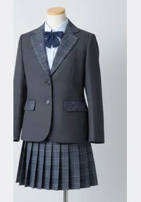 明治大学付属八王子中学校の制服