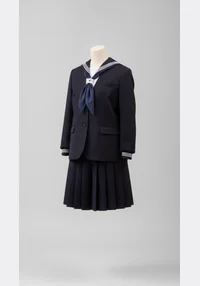 森村学園中等部の制服