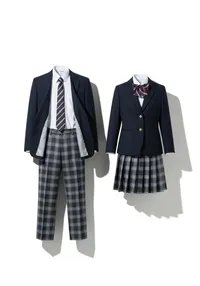 大阪府立水都国際中学校の制服