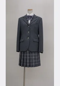 東京都立両国高等学校附属中学校の制服