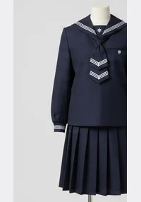 湘南白百合学園中学校の制服